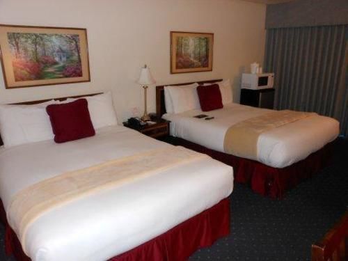 Inn Colton 2*